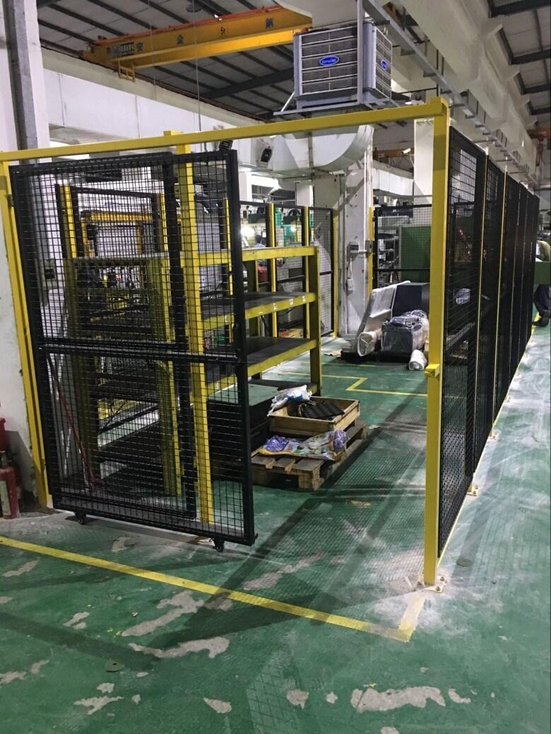 湖北工廠護(hù)欄網(wǎng)與機(jī)器人安全防護(hù)網(wǎng) 深圳廠家的定制服務(wù)解析