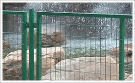 高速公路護欄網(wǎng) 價格、規(guī)格型號與安全防護設(shè)備解析